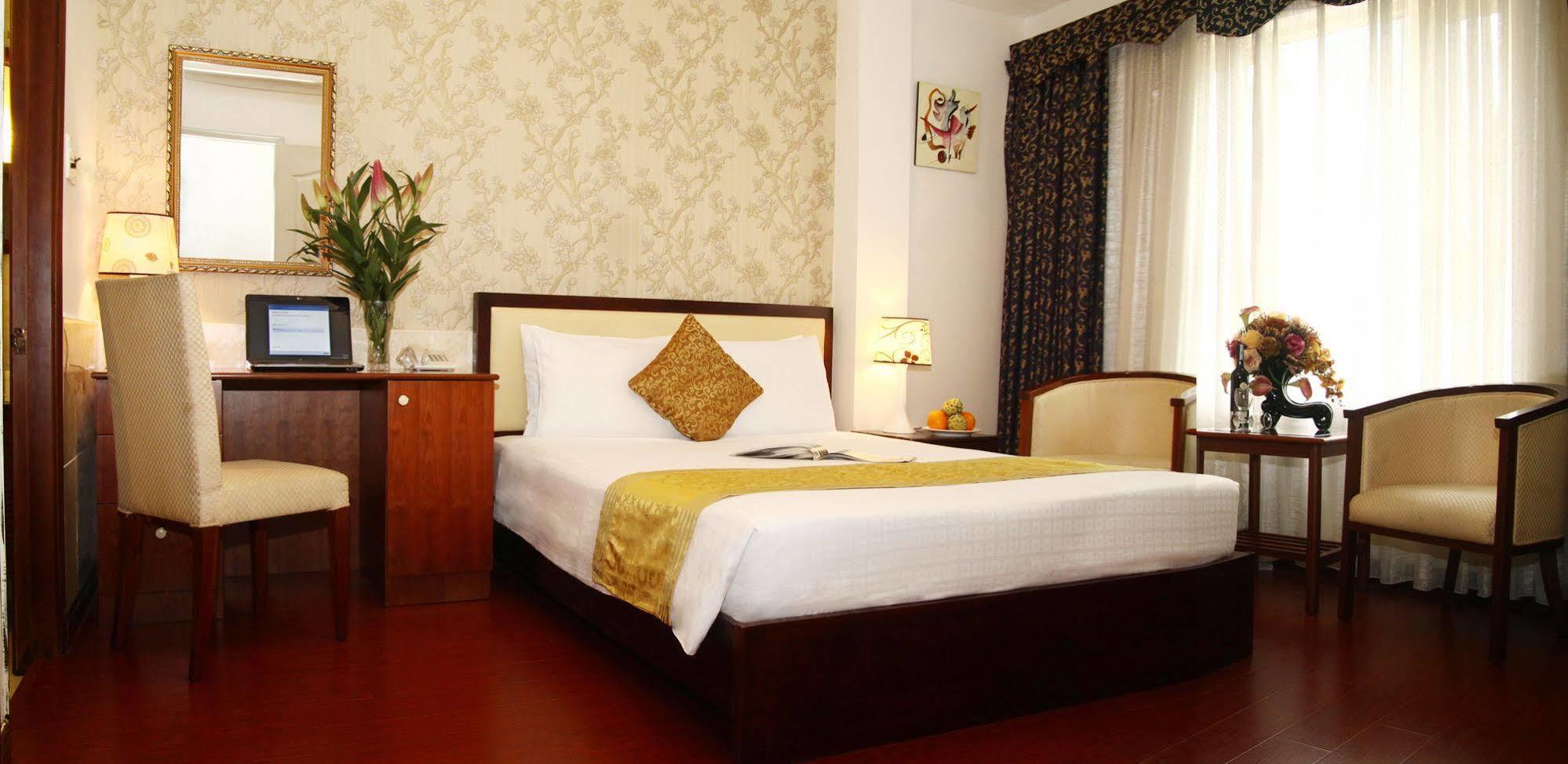Hotel Em&em 3*