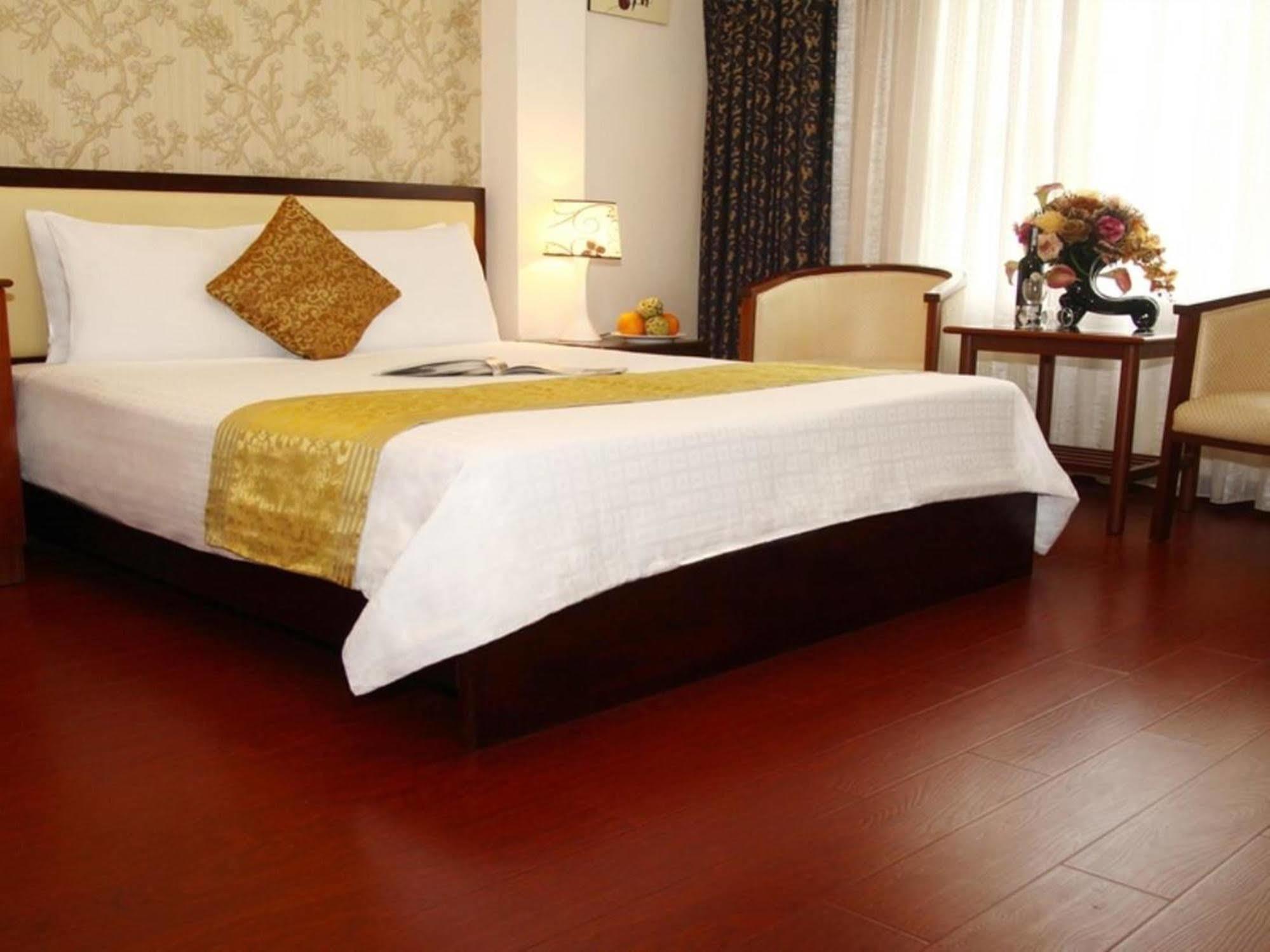 Em&em Hotel